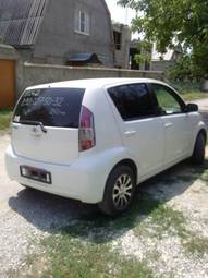 2004 Toyota Passo Photos