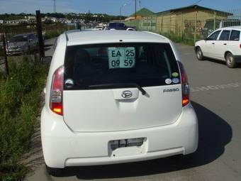 2004 Toyota Passo Photos