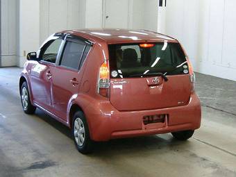 2004 Toyota Passo Photos