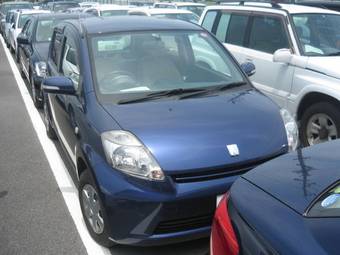 2004 Toyota Passo Pictures