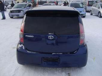 2005 Toyota Passo Images