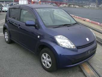 2005 Toyota Passo Pictures