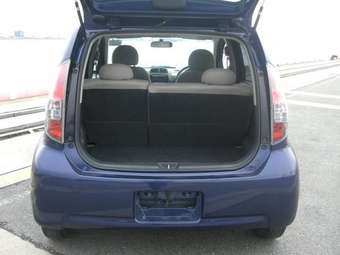 2005 Toyota Passo Pictures