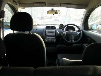 2005 Toyota Passo Pics