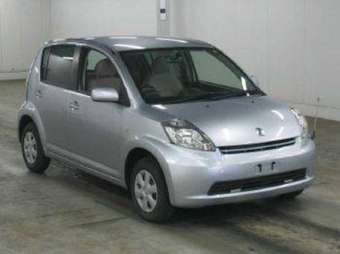 2005 Toyota Passo Photos