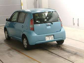 2005 Toyota Passo Pictures