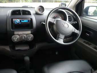 2005 Toyota Passo Photos