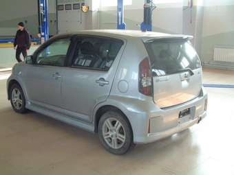 2005 Toyota Passo Pictures