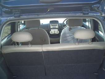 2005 Toyota Passo Photos