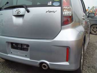 2005 Toyota Passo Pictures