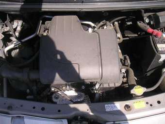 2005 Toyota Passo Pictures