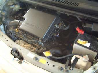 2005 Toyota Passo Photos