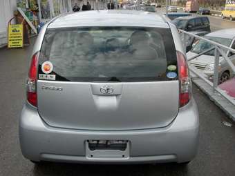 2005 Toyota Passo Photos
