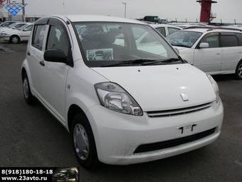 2005 Toyota Passo Pics
