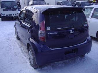 2005 Toyota Passo Photos