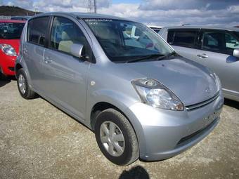 2005 Toyota Passo Photos