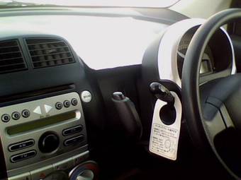 2005 Toyota Passo Pictures