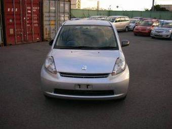 2005 Toyota Passo Photos