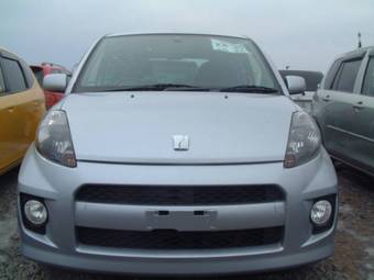 2005 Toyota Passo Pictures
