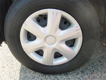 2005 Toyota Passo Photos