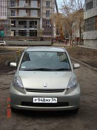 2005 Toyota Passo Photos