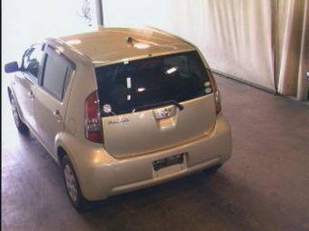 2005 Toyota Passo Pictures