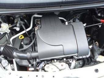 2005 Toyota Passo Photos