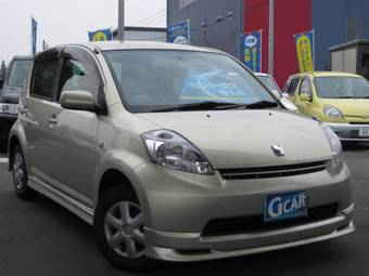 2005 Toyota Passo Pictures