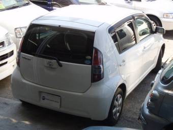 2005 Toyota Passo Pictures