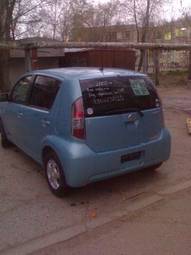 2005 Toyota Passo Images