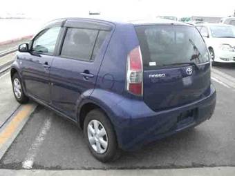 2005 Toyota Passo Photos