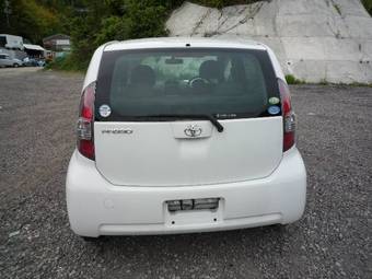 2005 Toyota Passo Images