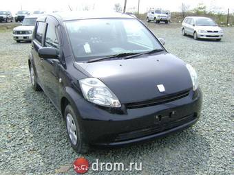2005 Toyota Passo Photos