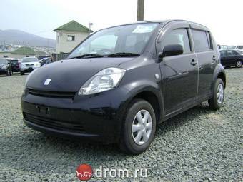 2005 Toyota Passo Photos