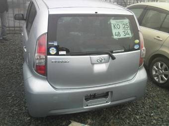 2005 Toyota Passo Pictures