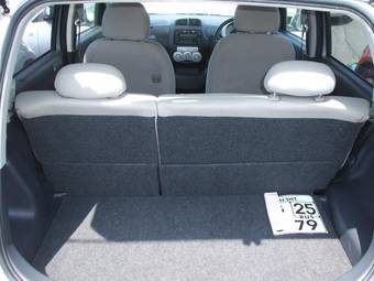 2005 Toyota Passo Photos