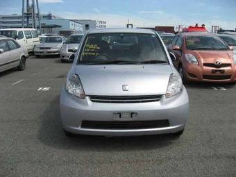 2005 Toyota Passo Photos