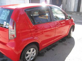 2005 Toyota Passo Photos