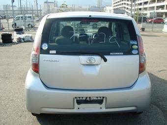 2005 Toyota Passo Photos