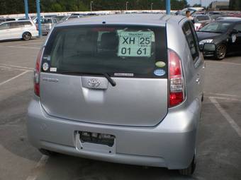 2005 Toyota Passo Pictures