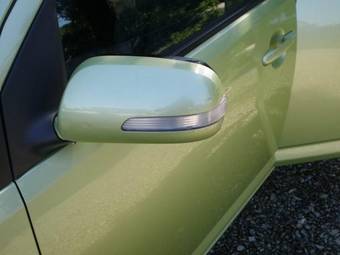 2005 Toyota Passo Photos