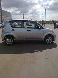2005 Toyota Passo Photos