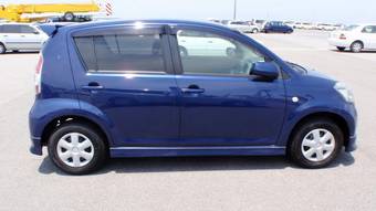 2005 Toyota Passo Photos