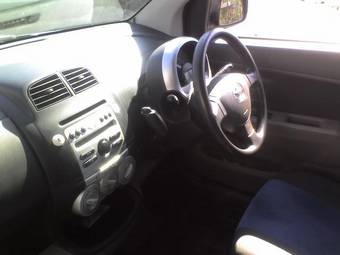 2005 Toyota Passo Photos