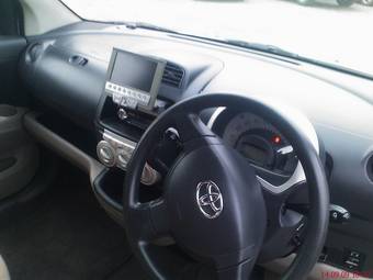 2005 Toyota Passo Photos