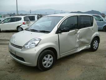 2006 Toyota Passo Pictures