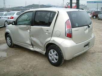 2006 Toyota Passo Photos