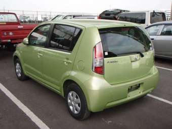 2006 Toyota Passo Pictures