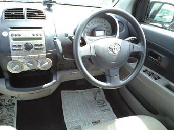 2006 Toyota Passo Pictures