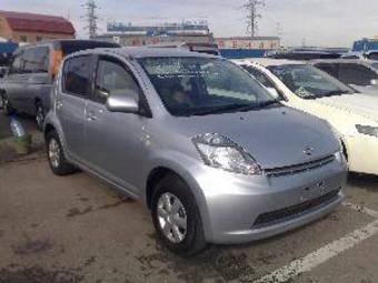 2006 Toyota Passo Images